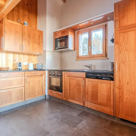 Fontannets 008 Mountain & Quiet 10 Pers Chalet